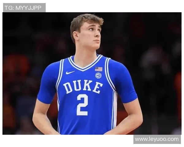 基德赞弗拉格持球组织能力出色赛场阅读比赛表现令人印象深刻