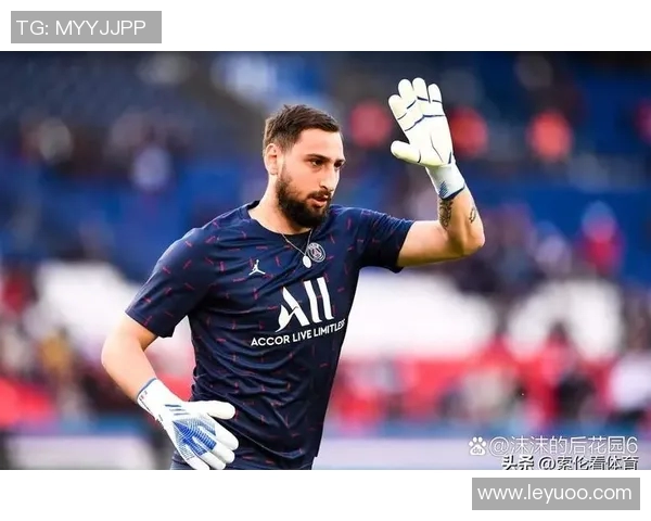 意大利足球队海报发布多纳鲁马巴雷拉雷特吉携手展现无悔拼搏精神 意大利足球队海报发布多纳鲁马巴雷拉雷特吉携手展现无悔拼搏精神