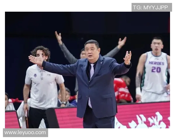 徐长锁谈与杨瀚森保持联系未来将培养更多优秀年轻球员 徐长锁谈与杨瀚森保持联系未来将培养更多优秀年轻球员