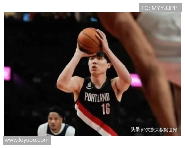 华子巨星表现震撼全场杨瀚森小步迈出中国篮球新篇章 华子巨星表现震撼全场杨瀚森小步迈出中国篮球新篇章