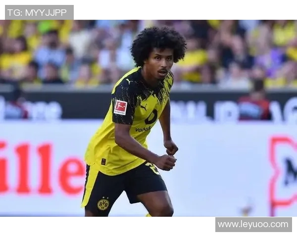 曼联寻求边锋和10号位新援目前未与阿德耶米接触